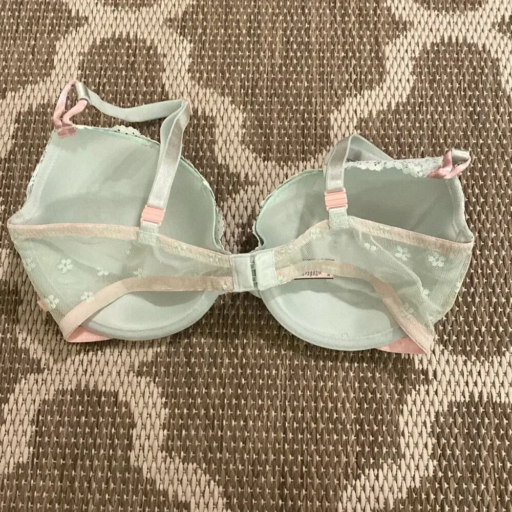 Victoria’s Secret bra lined Demi size 34D
